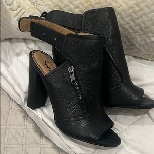 Splendid Black Peep Toe Heeled Boots